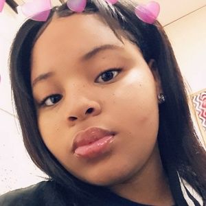 Meet your Posher, Destiny